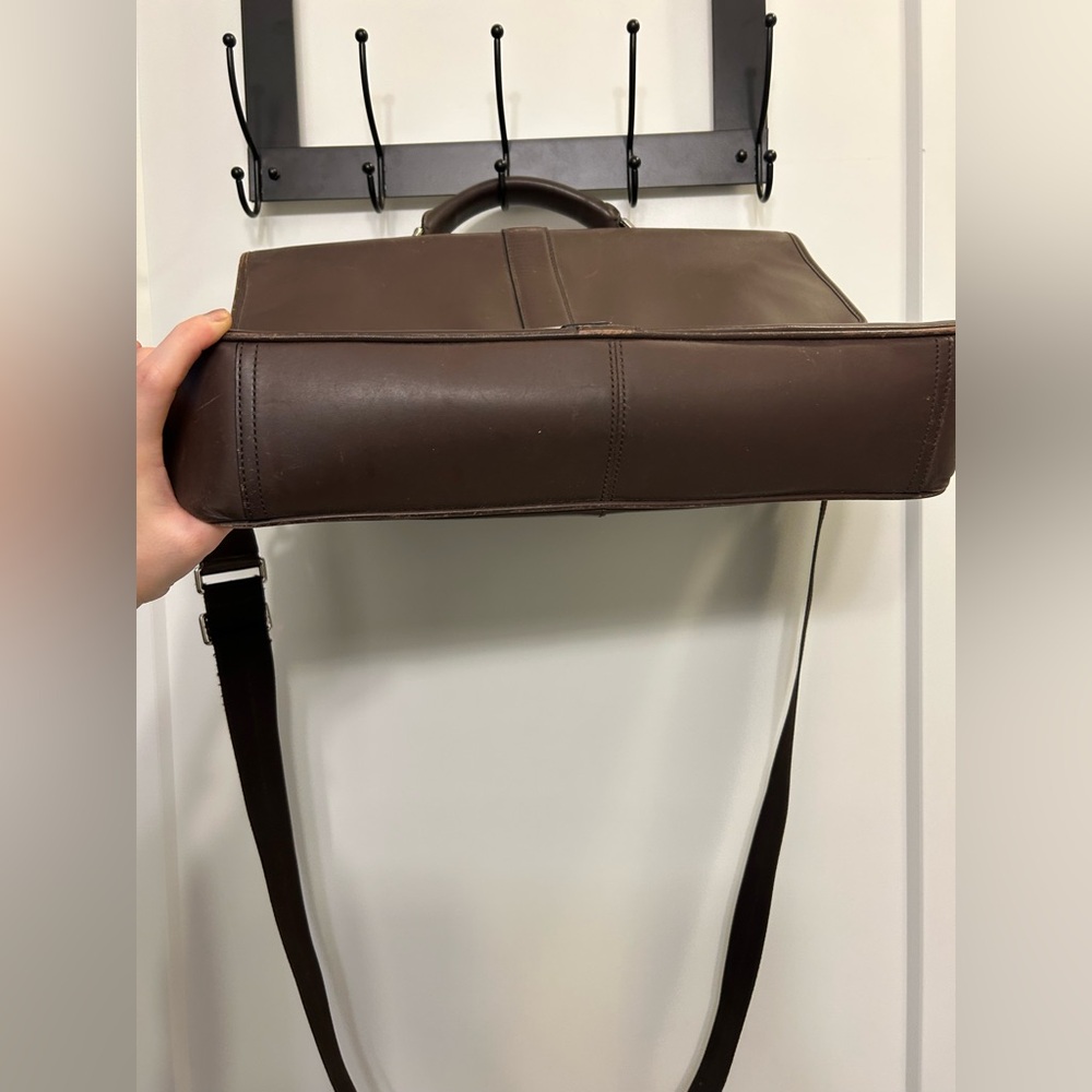 Vintage Coach Lexington Briefcase in Glovetanned Leather - Picture 6 of 14